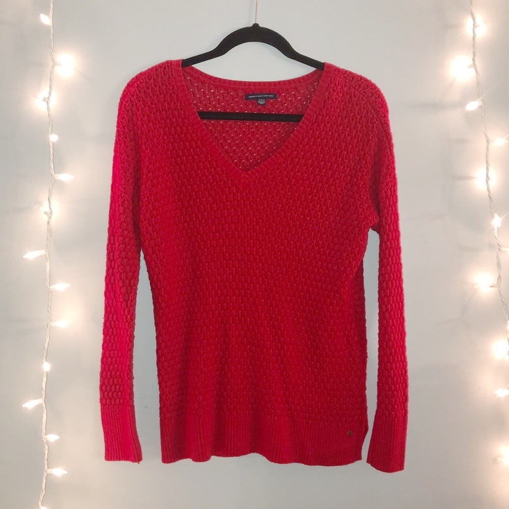 american eagle v neck